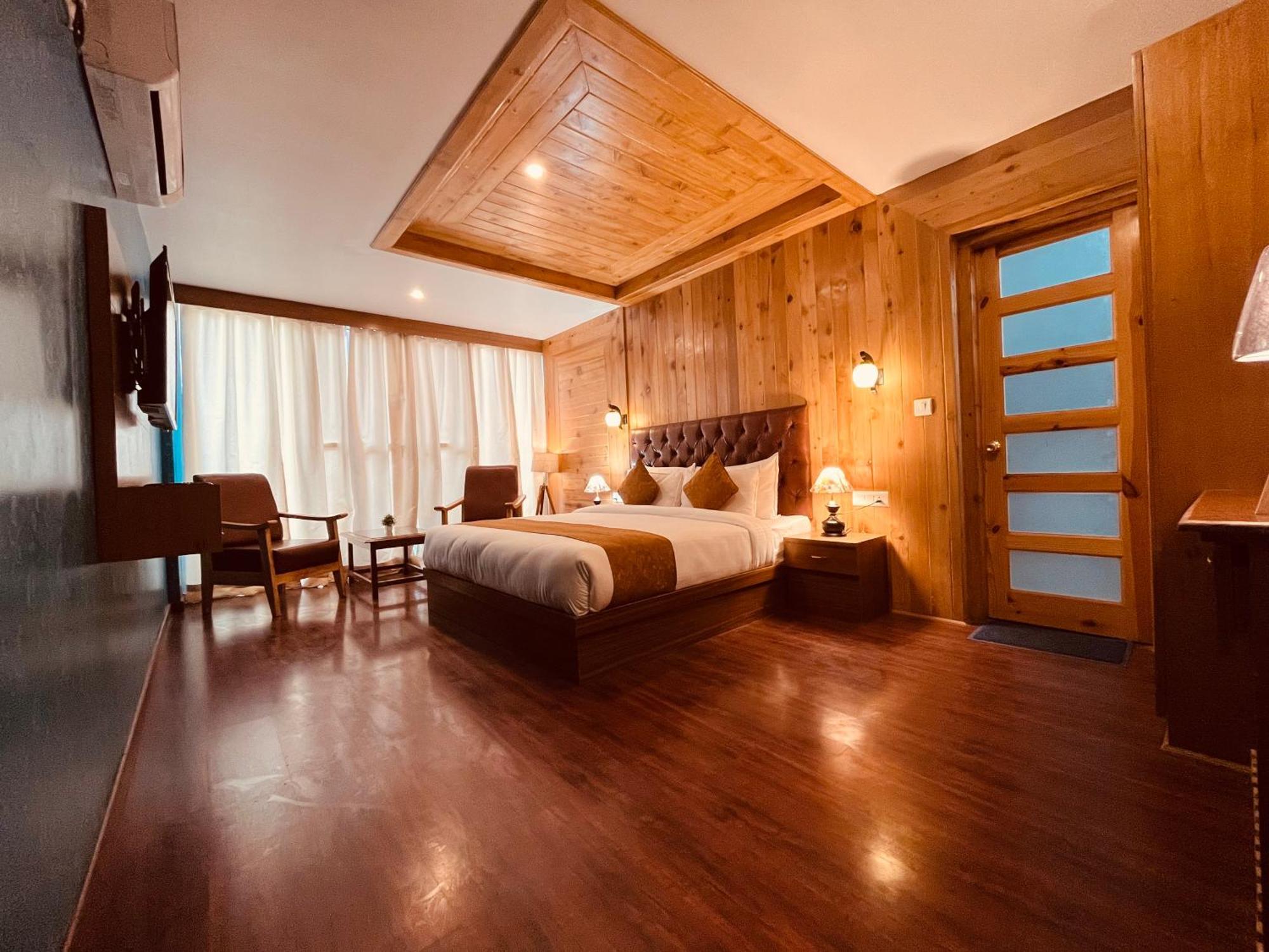 Vista Resort, Manali - ! Near Mall Road !! Hot & Cold Ac Rooms !! Best Selling !! Big Parking !! Luxury Collection !! Open Terrace !! Lift !! Playing Zone !! Property Of The Year ! Exterior foto