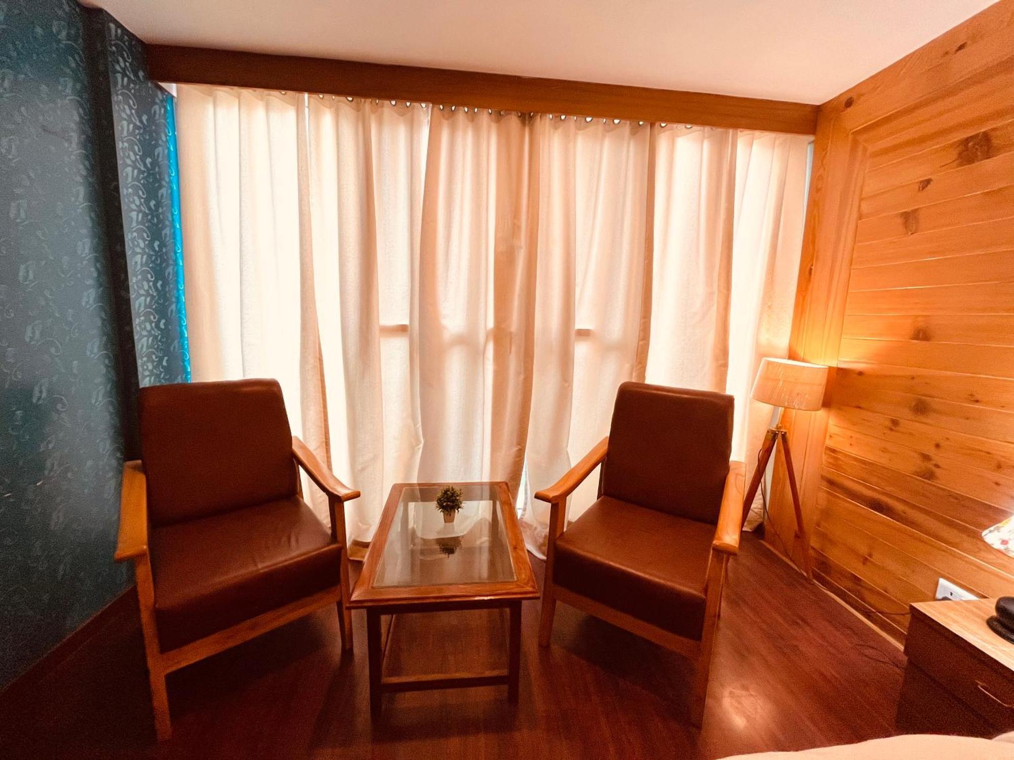 Vista Resort, Manali - ! Near Mall Road !! Hot & Cold Ac Rooms !! Best Selling !! Big Parking !! Luxury Collection !! Open Terrace !! Lift !! Playing Zone !! Property Of The Year ! Exterior foto