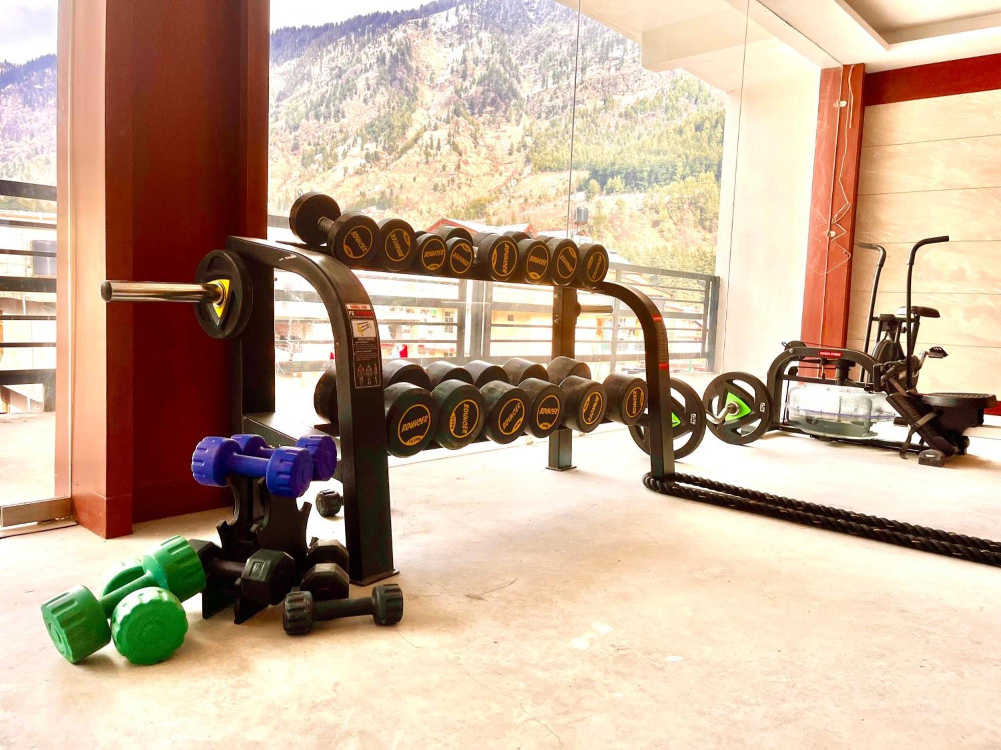 Vista Resort, Manali - ! Near Mall Road !! Hot & Cold Ac Rooms !! Best Selling !! Big Parking !! Luxury Collection !! Open Terrace !! Lift !! Playing Zone !! Property Of The Year ! Exterior foto