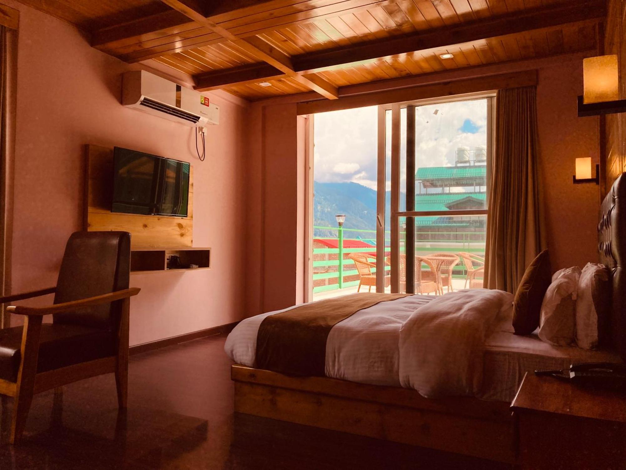 Vista Resort, Manali - ! Near Mall Road !! Hot & Cold Ac Rooms !! Best Selling !! Big Parking !! Luxury Collection !! Open Terrace !! Lift !! Playing Zone !! Property Of The Year ! Exterior foto
